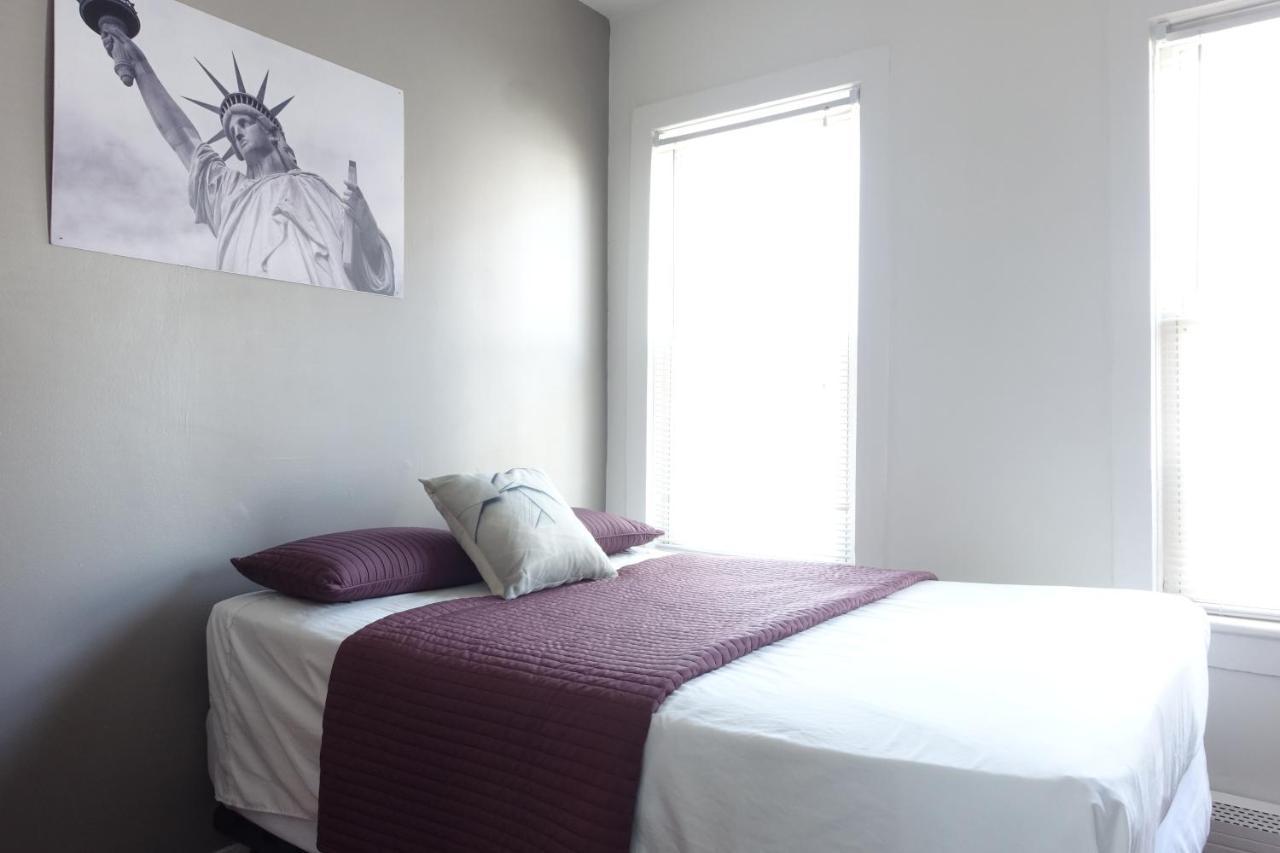 Best Room Nyc✈︎Ewr Layover➤Walk To Nyc Subway นูวาร์ก ภายนอก รูปภาพ