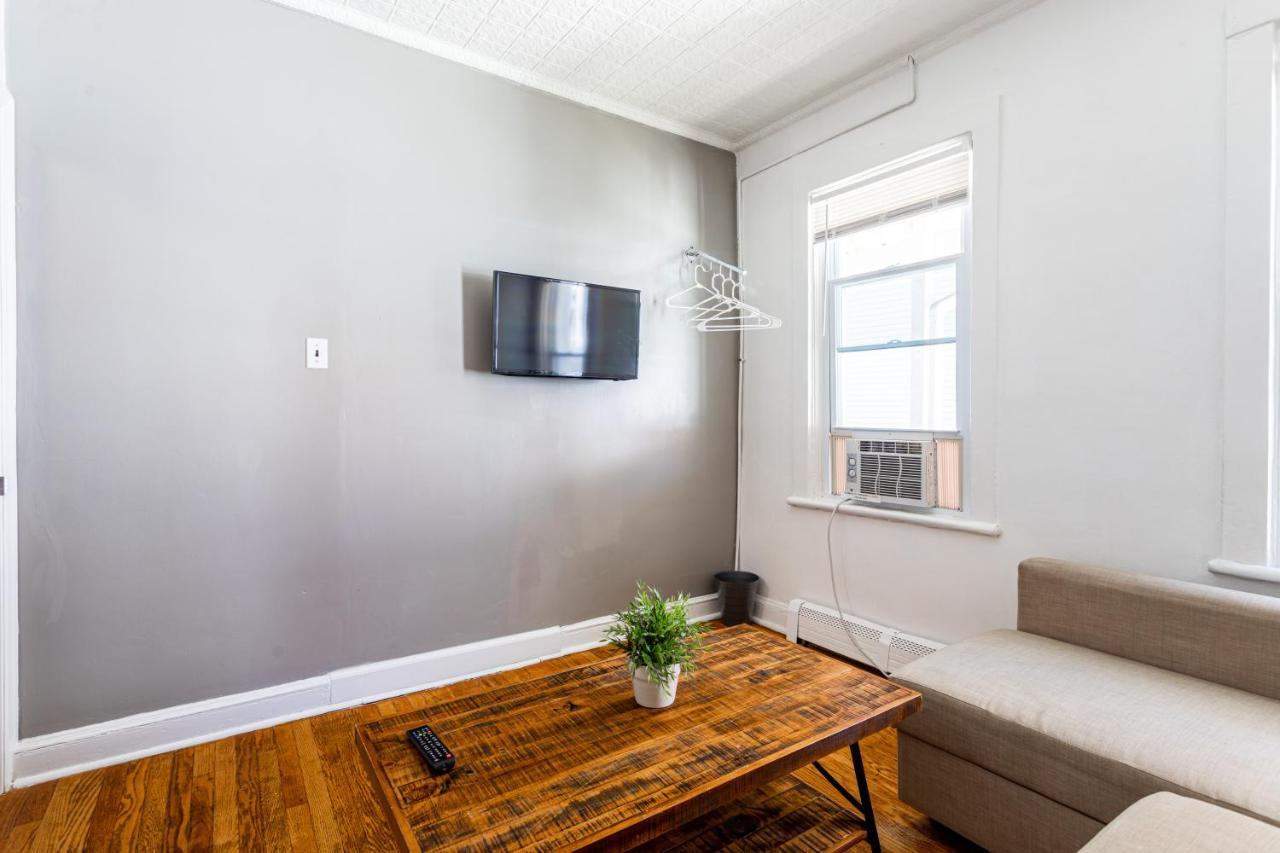 Best Room Nyc✈︎Ewr Layover➤Walk To Nyc Subway นูวาร์ก ภายนอก รูปภาพ